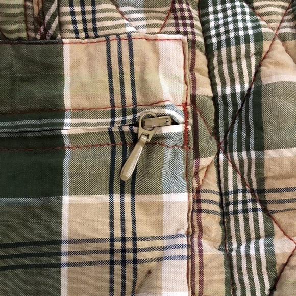 Like new! - L.L. BEAN Quilted Barn Jacket with Thermore Insulation - Picture 9 of 14